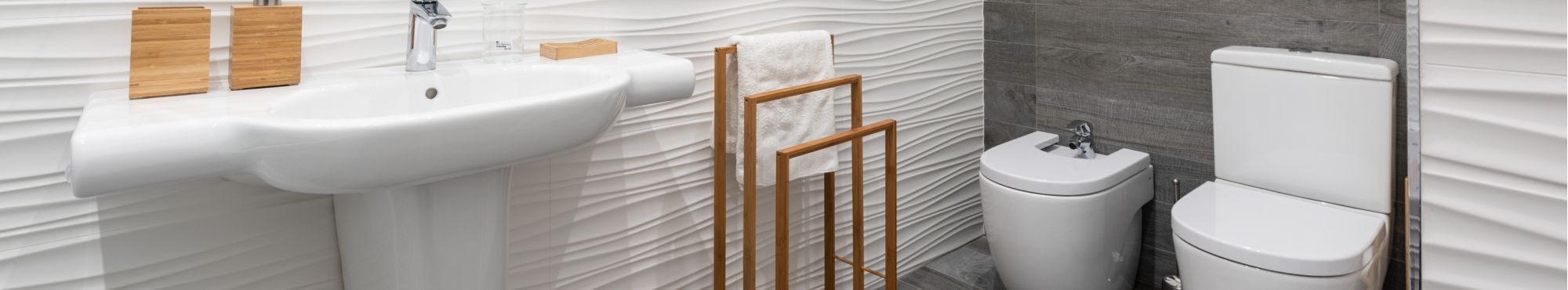 ¿Tu baño está drenando tu energía y dinero? Consejos Feng Shui para evitarlo